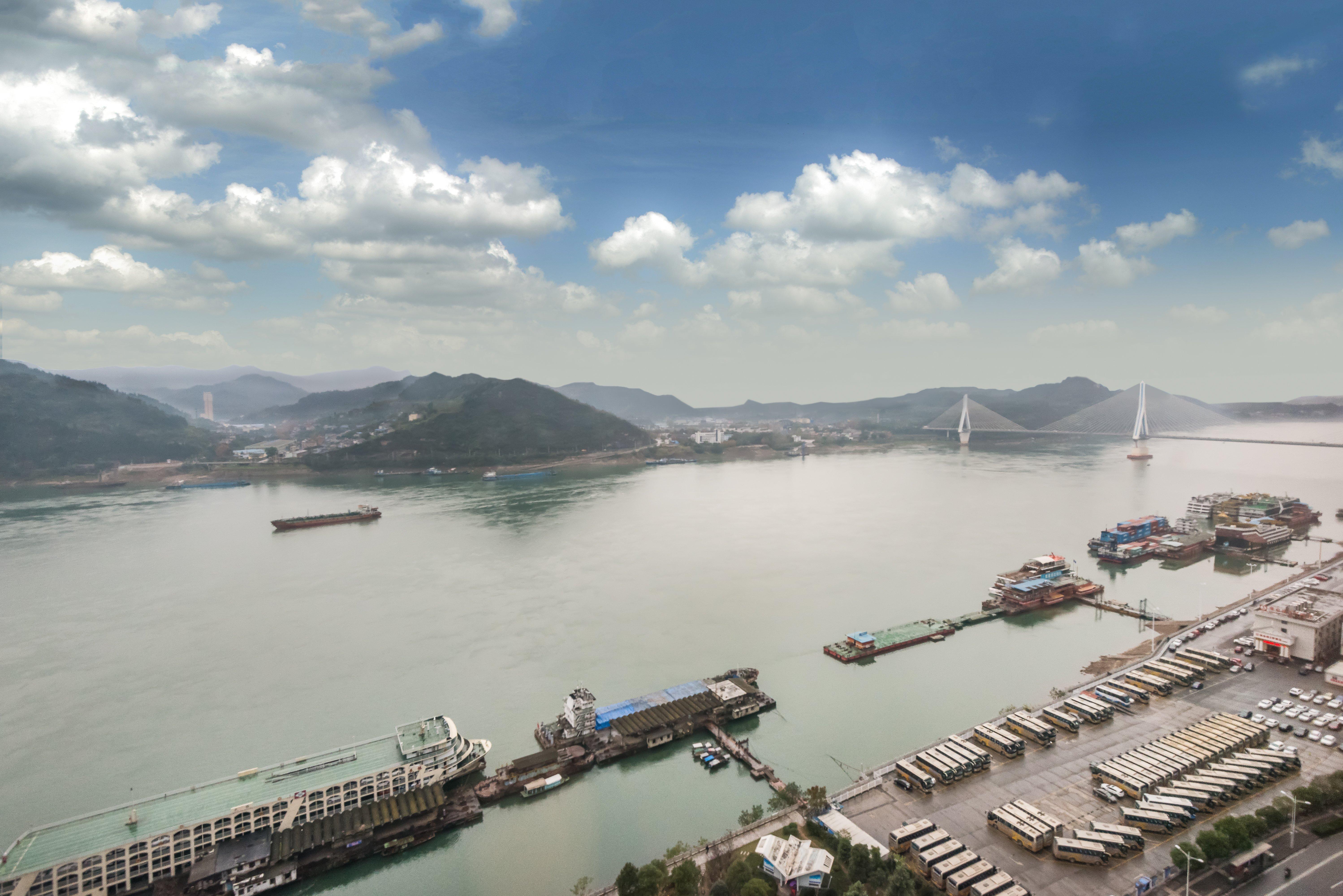 Crowne Plaza Yichang By Ihg Exterior foto