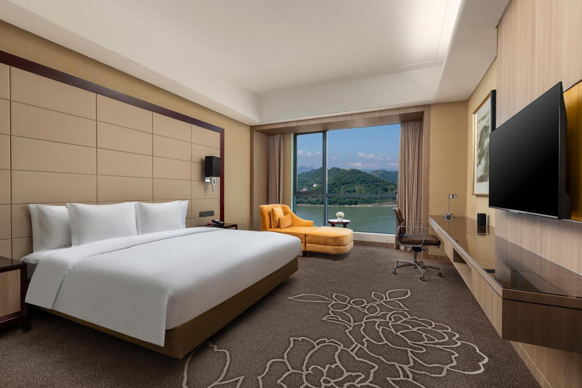Crowne Plaza Yichang By Ihg Exterior foto